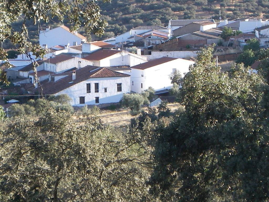 منزل الضيف El Alcornocal  في Casa Rural El Trillo المظهر الخارجي الصورة